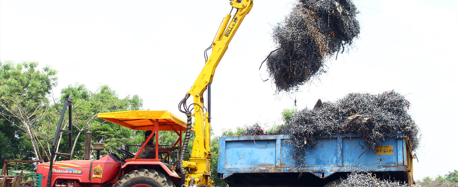 tractor-trailer-radial-loader